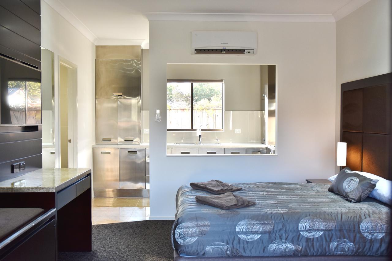 Western Downs Motor Inn Miles Ngoại thất bức ảnh