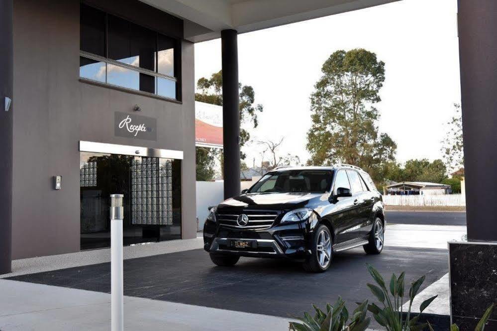 Western Downs Motor Inn Miles Ngoại thất bức ảnh