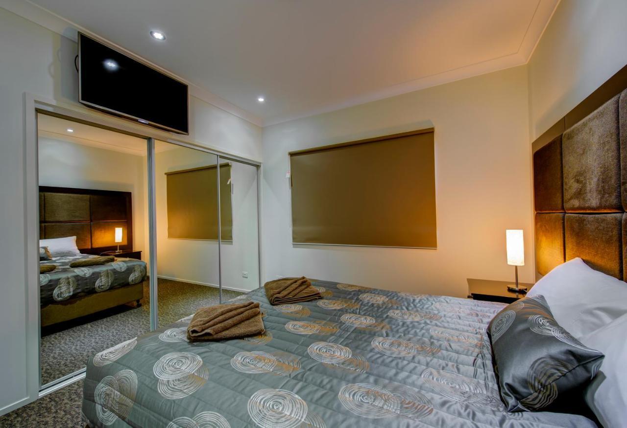Western Downs Motor Inn Miles Ngoại thất bức ảnh